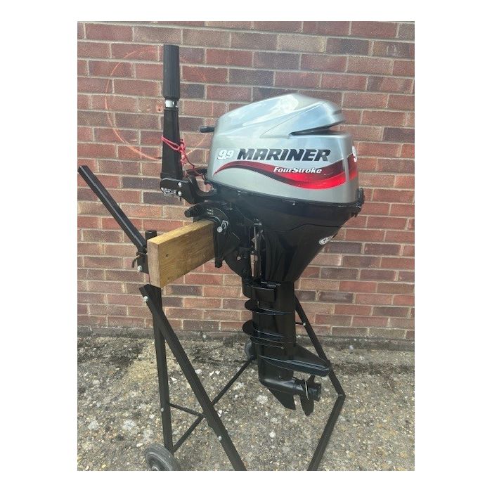 Second Hand Mariner 9.9hp Four Stroke Long Shaft Manual Start Tiller Handle